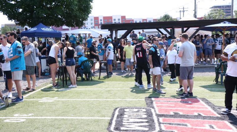 WFNZ Dog House photos