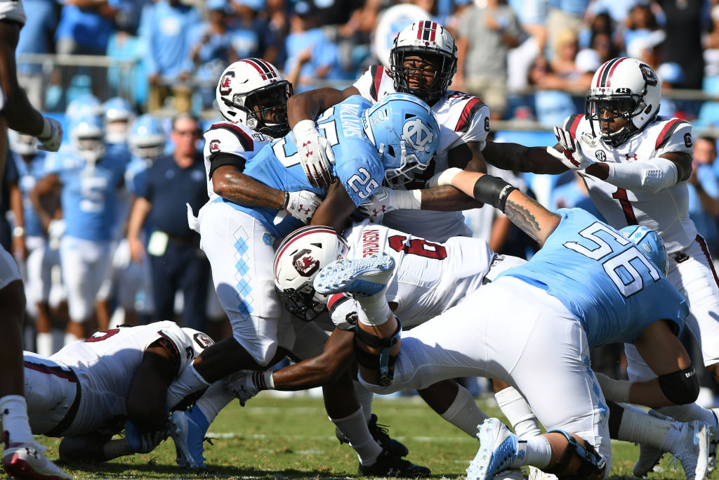 COLLEGE FOOTBALL: AUG 31 Belk College Kickoff - South Carolina v North Carolina