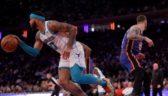 Hornets lose final IST game to the Knicks