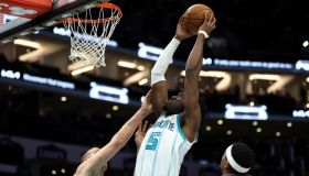 Phoenix Suns v Charlotte Hornets