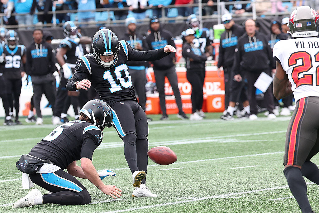 NFL: DEC 21 Buccaneers at Panthers