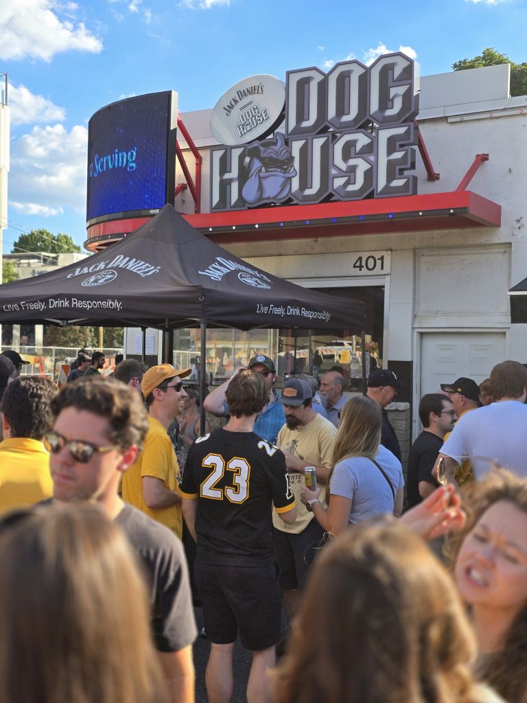 WFNZ DOG HOUSE POWERED BY JACK DANIEL’S