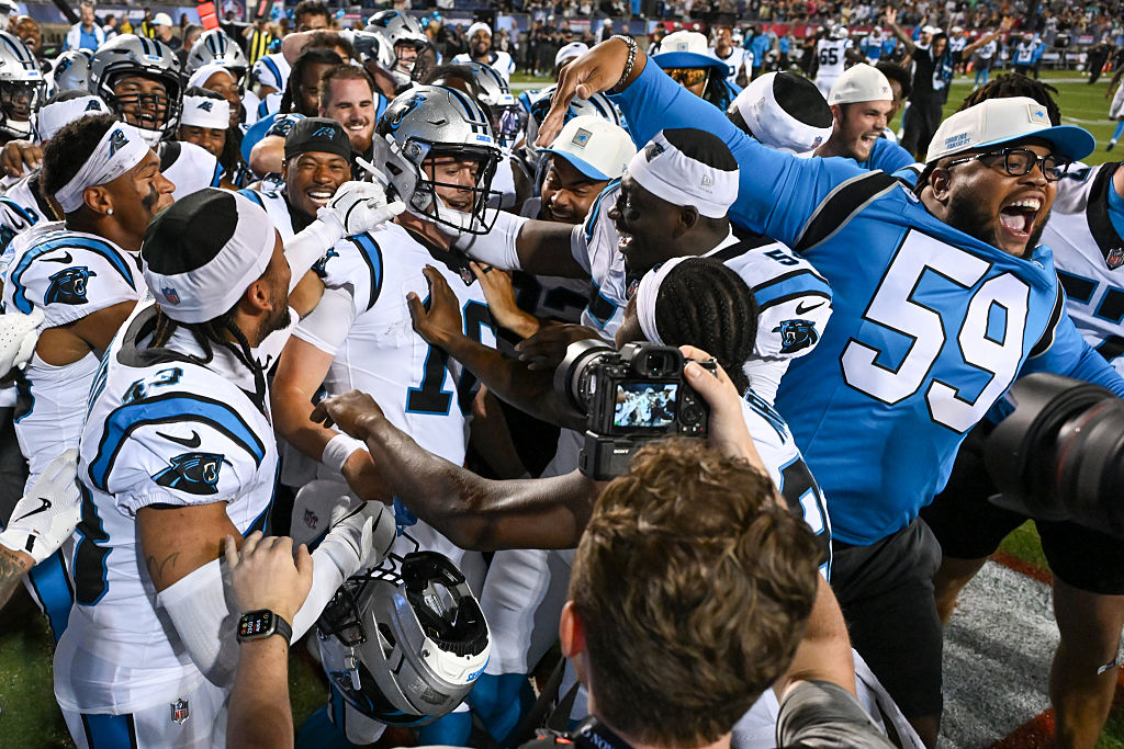 Carolina Panthers v Arizona Cardinals